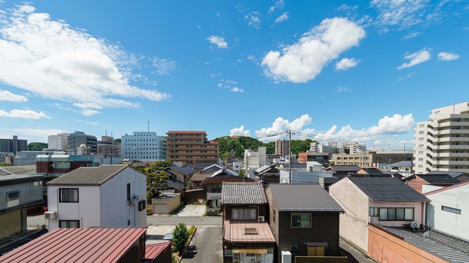 【おまかせ・素泊まり】お得に広いお部屋でゆったりくつろぐ。お部屋はホテルおまかせダブルORツイン